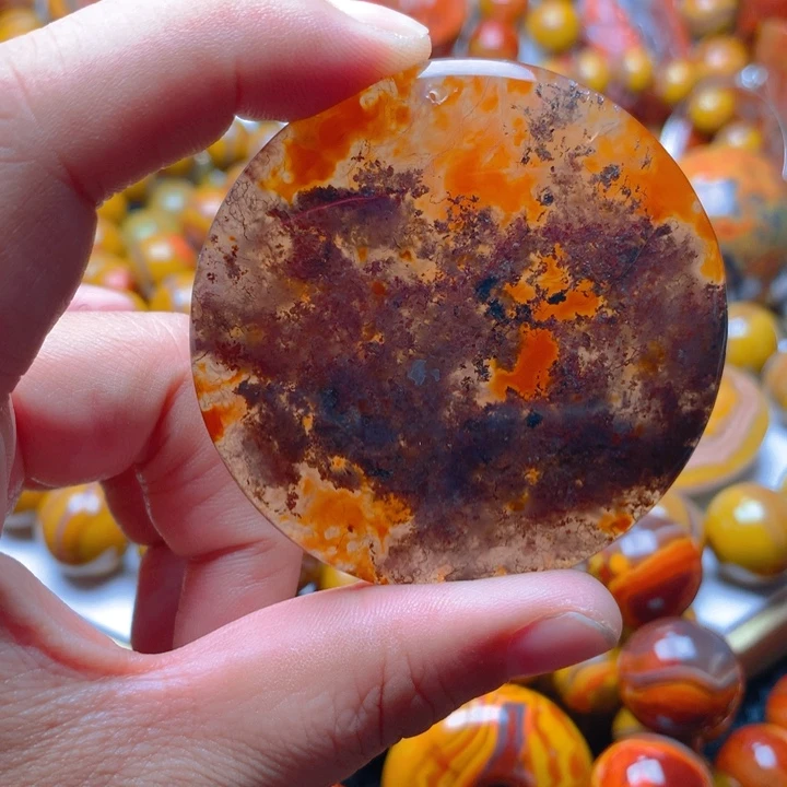 玛瑙/玉髓水草圆牌未镶嵌