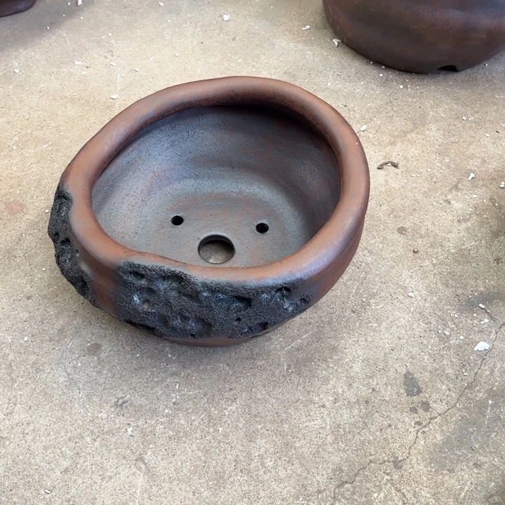 狗***花紫砂花盆宜兴紫砂工艺厂