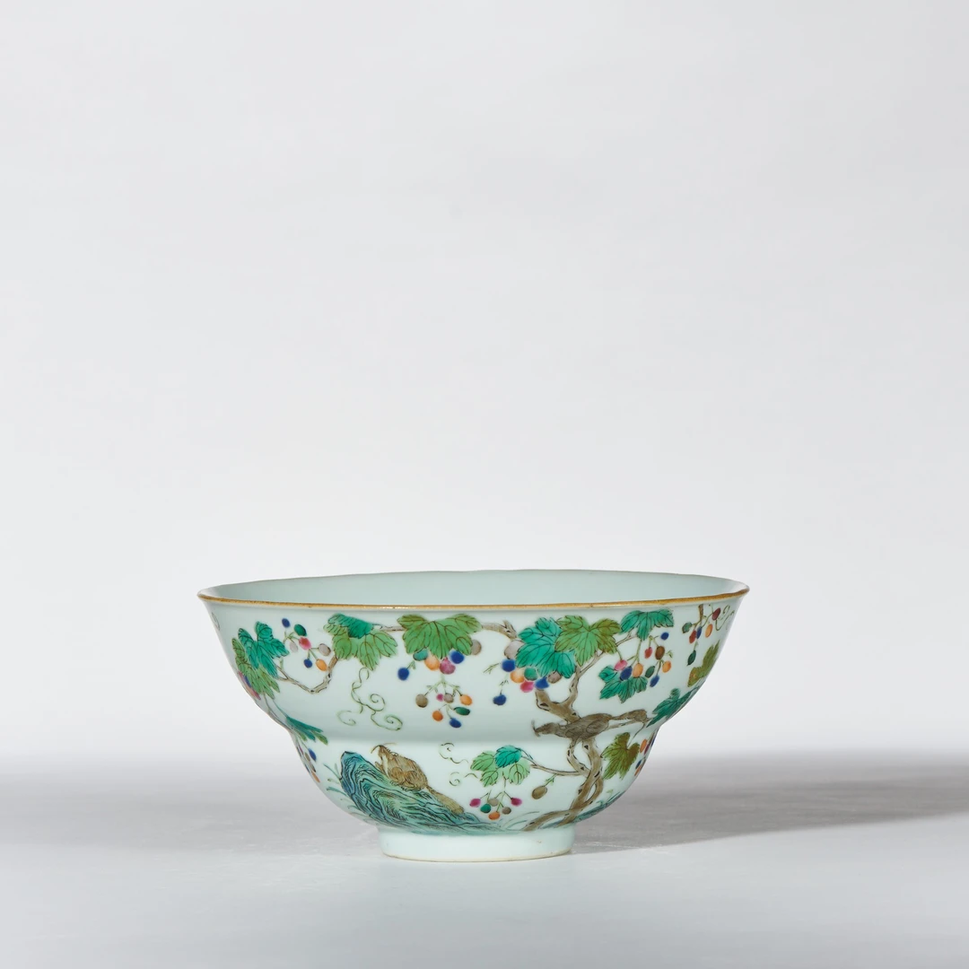 1148清中期·松鼠葡萄折腰大碗【古董拍卖】