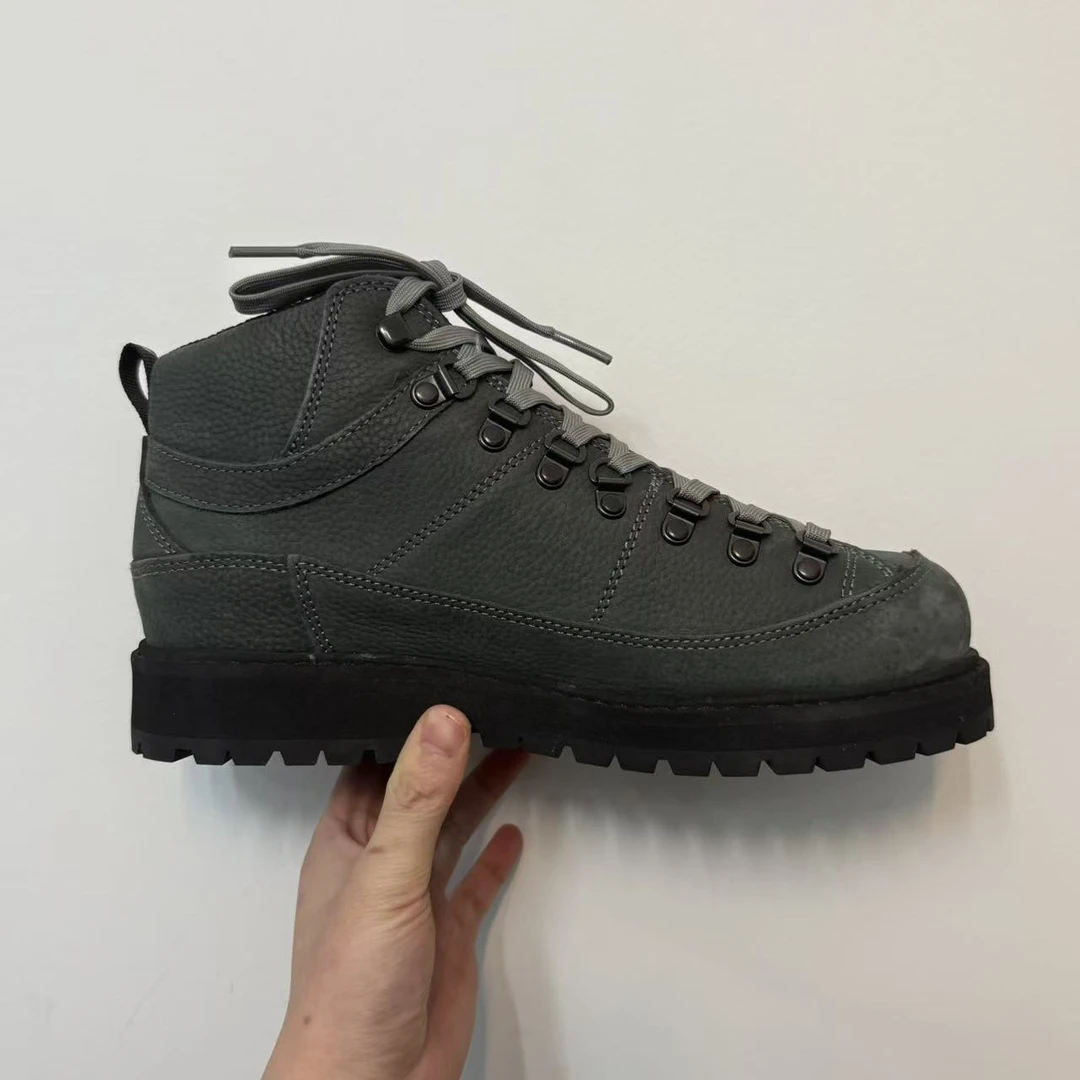 加强版城市户外工装靴防水耐磨