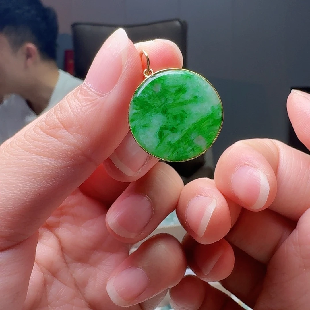 翡翠18K金镶嵌吊坠(不含链)天然