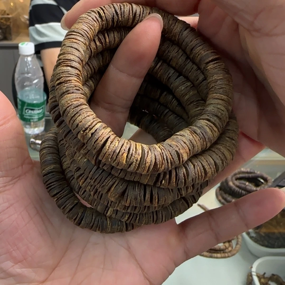 沉香手串多样性发1条沉水白棋片珠高货11克