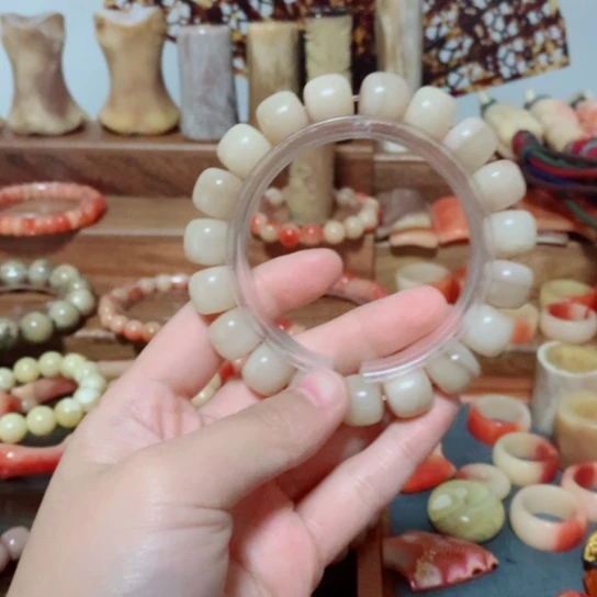 大果紫檀（缅甸花梨）三花手串