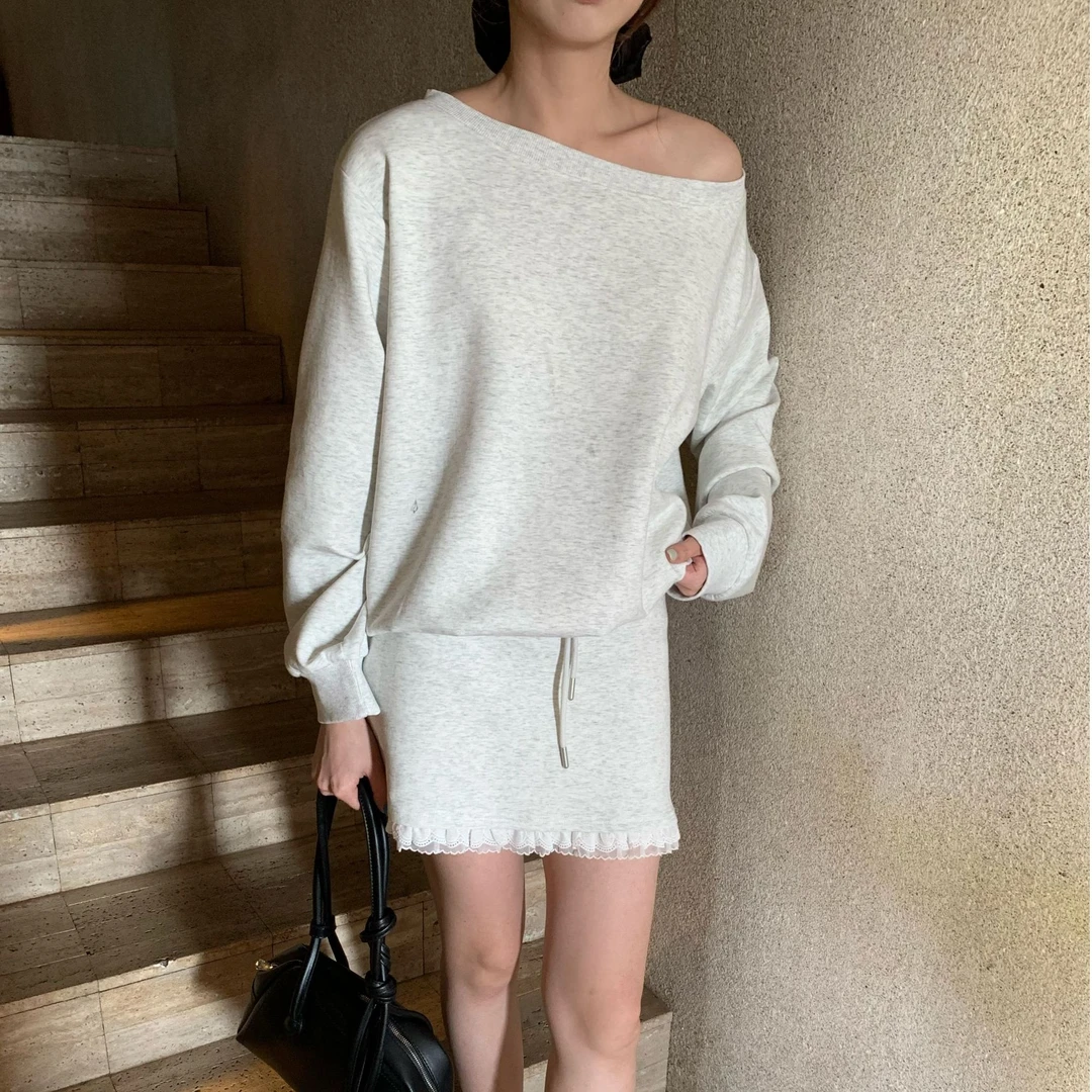 大谷 韩系简约 设计感花边宽松小众百搭斜肩卫衣套装【86027】