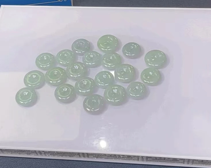 天然A货翡翠多样性发一