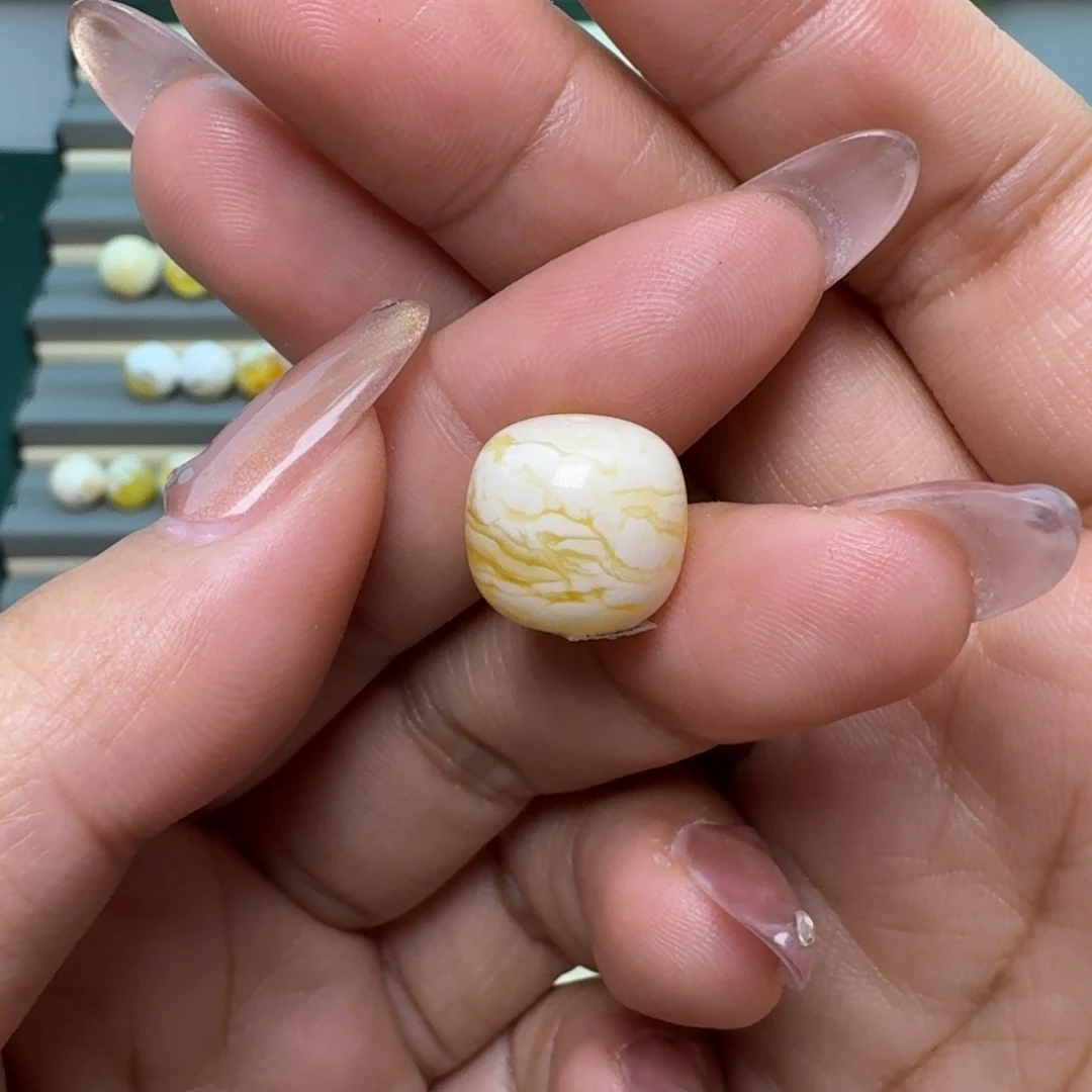 S***w裸石琥珀未镶嵌13➕老型