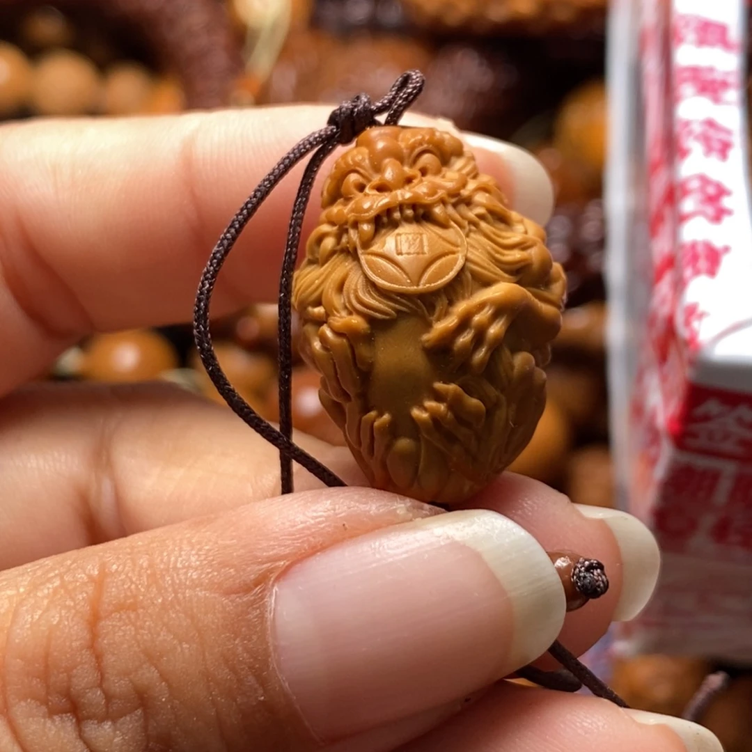 猴头核桃吊坠橄榄