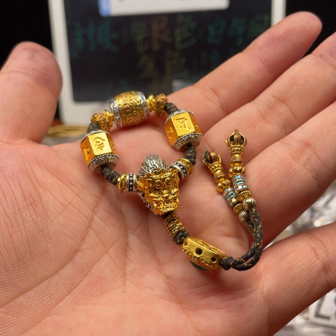 铜合金019号店的风格