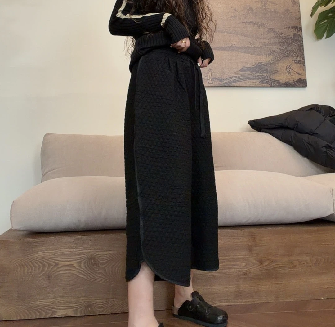 museguhui/木色古汇2450#设计时尚款纯色保暖秋冬压格棉休闲裤