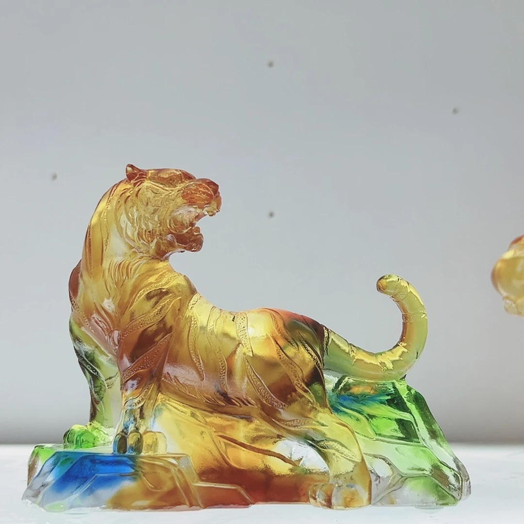 【闪购商品】手工艺品琉璃虎啸山林
