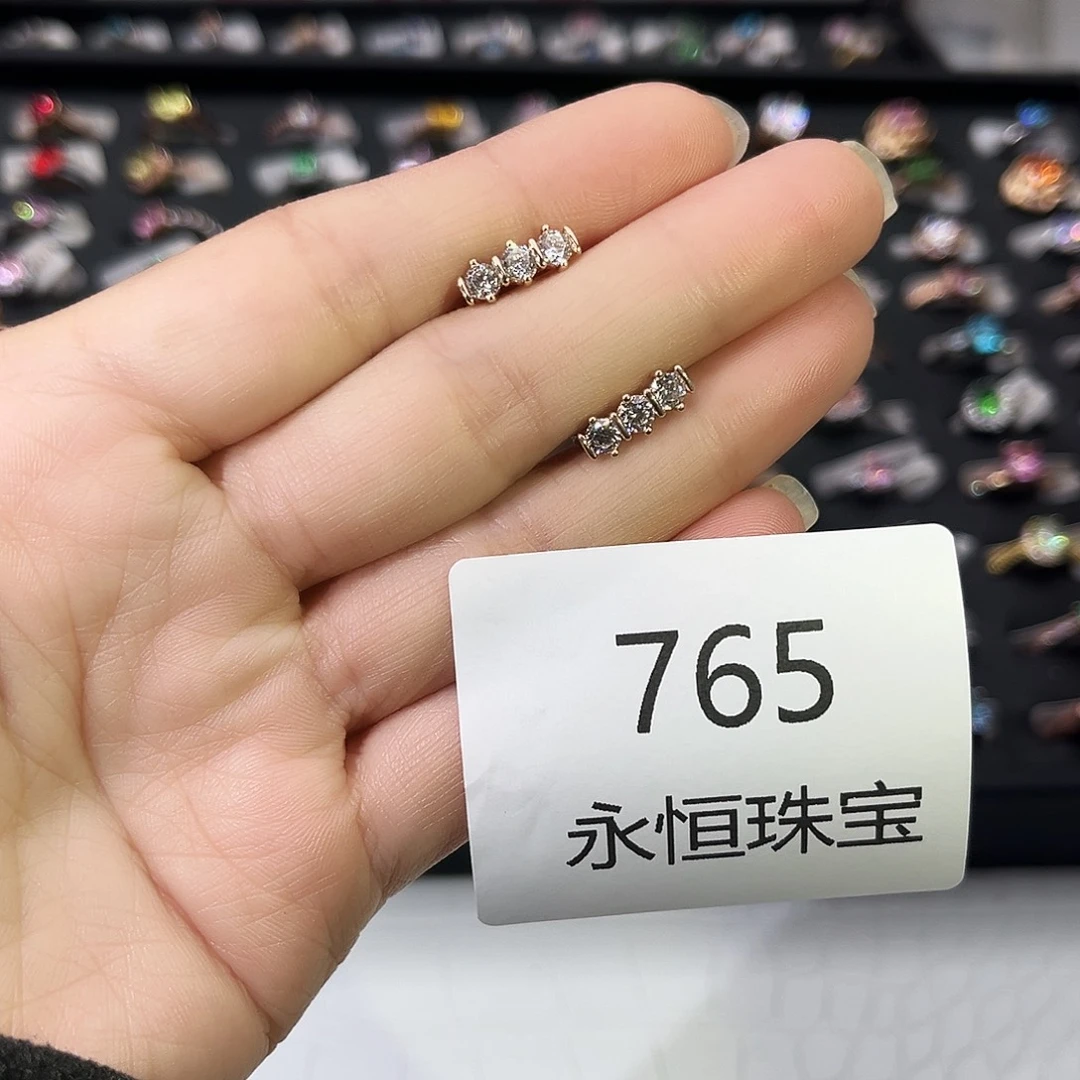 莫桑石非金属765孤品