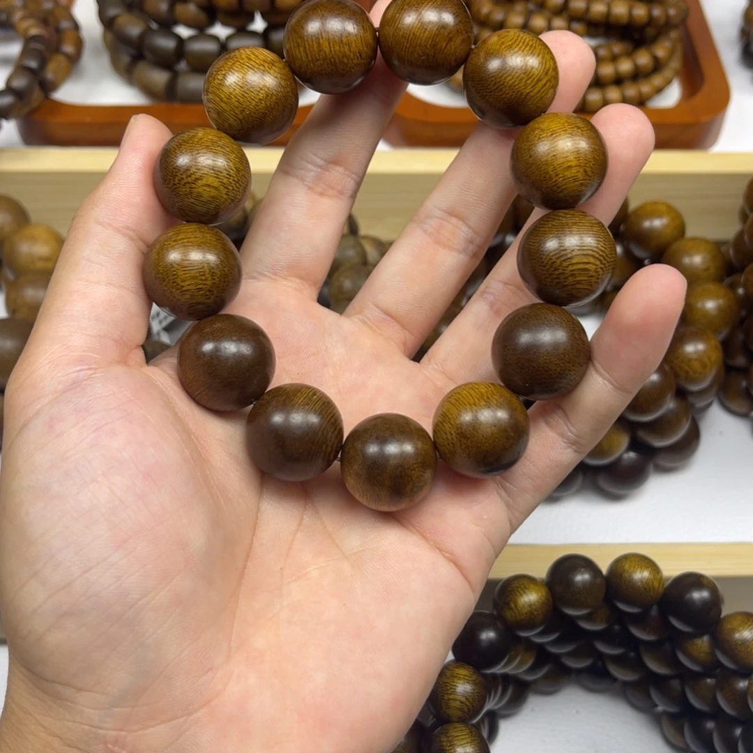 浅***忆沉香手串越南芽庄黄棋楠1.8