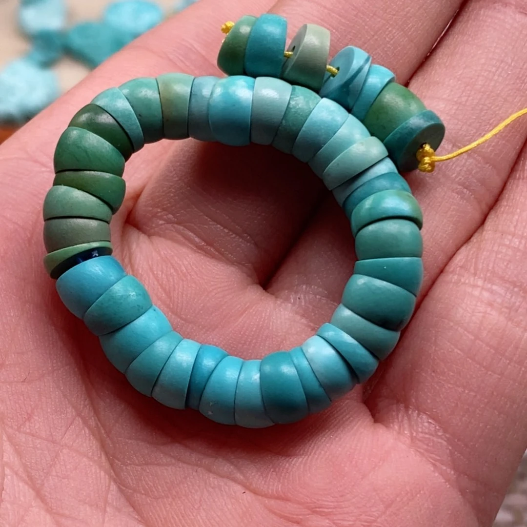 【闪购商品】绿松石未镶嵌44八**财绿松石