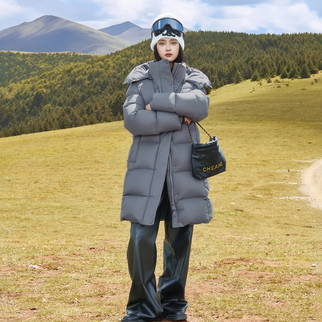 2025年冬新款时尚江西共青城羽绒服中长款情侣连帽韩版宽松外套