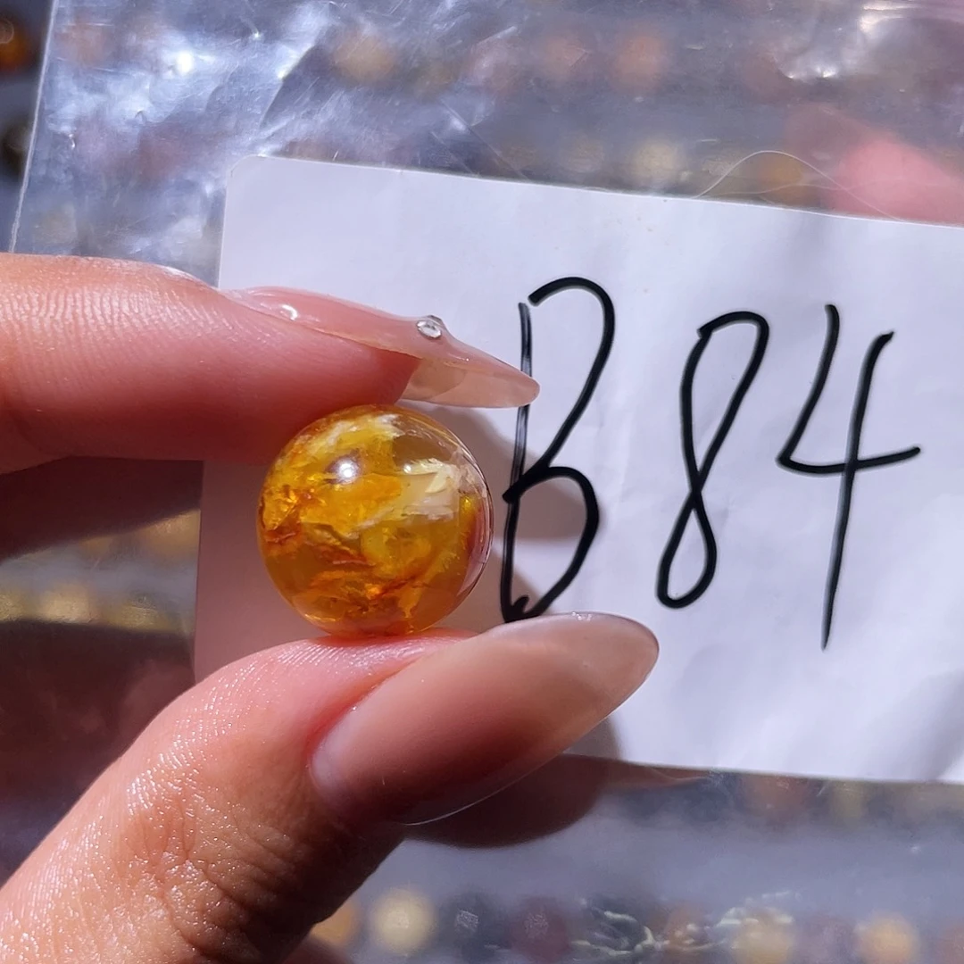 未镶嵌琥珀裸石14.8福利