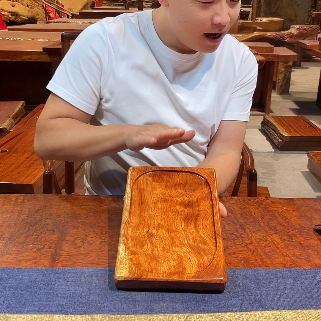 玉木（非红木类）巴花学名古夷苏木