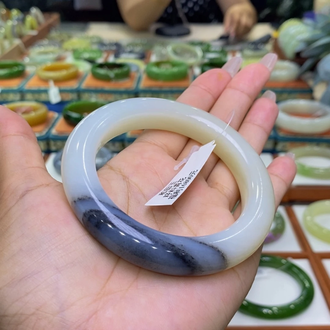 和田玉手镯未镶嵌和田玉籽青花57