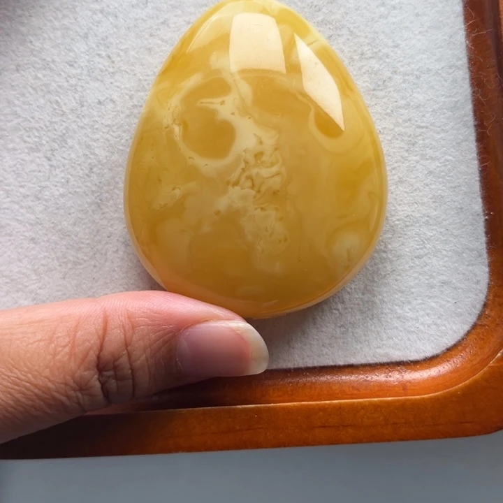 琥珀未镶嵌珠宝奇石M29号浓蜡妖花水滴