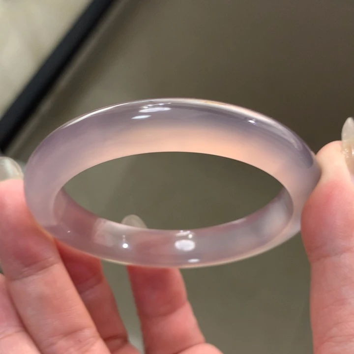 倔***羊玛瑙/玉髓未镶嵌手镯