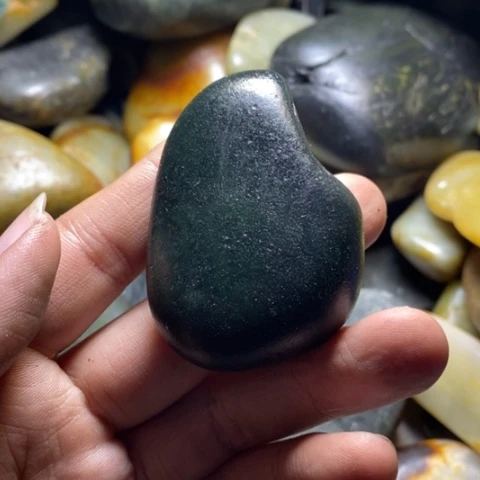 未镶嵌和田玉（糖玉）挂件