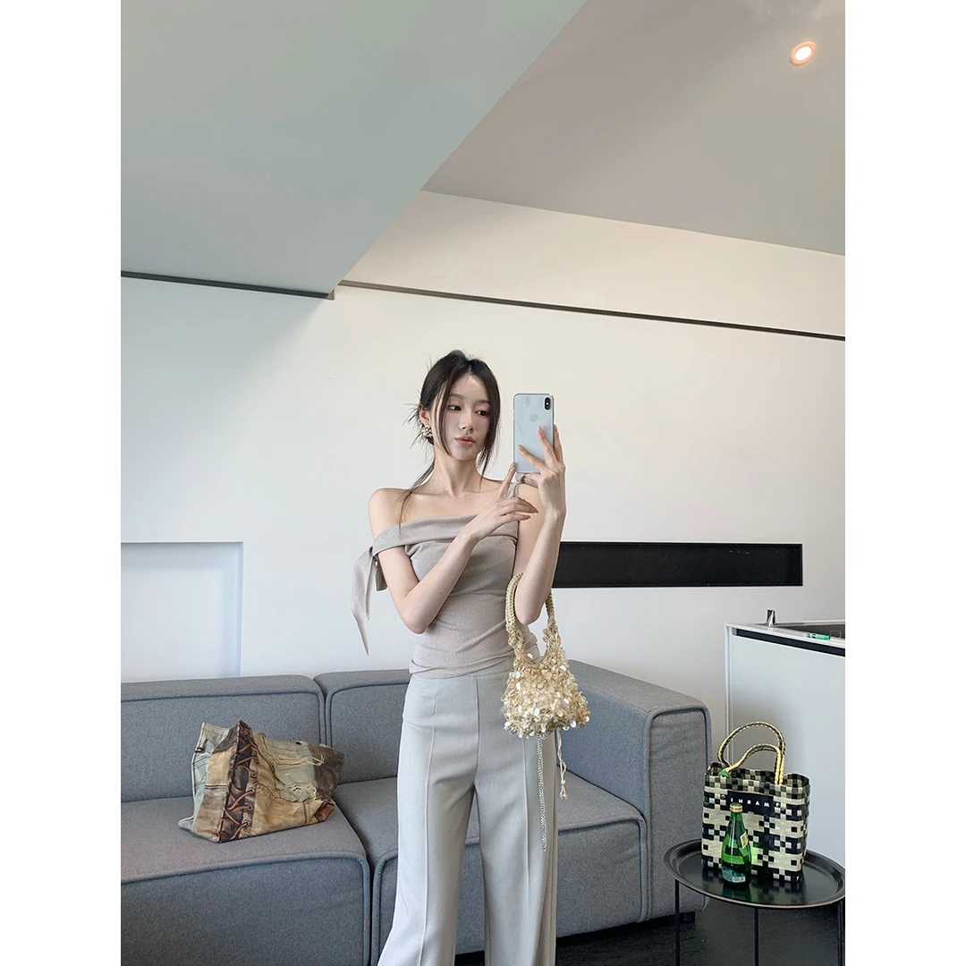 FORNI 勒斯卡庄园 扭结亮丝背心&麻料感梭织长裤显瘦修身