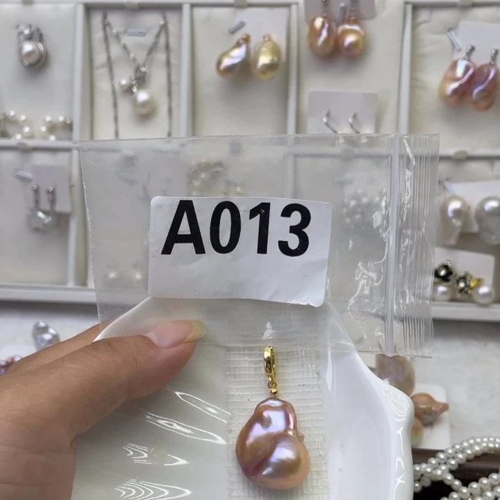 ****猫淡水珍珠未镶嵌颈饰