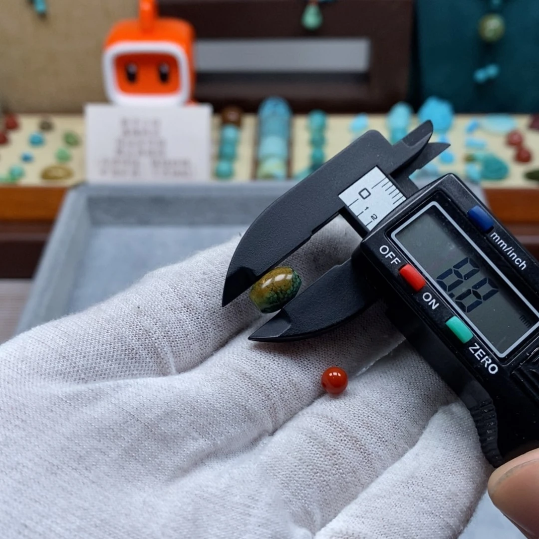 未镶嵌配饰南红玛瑙