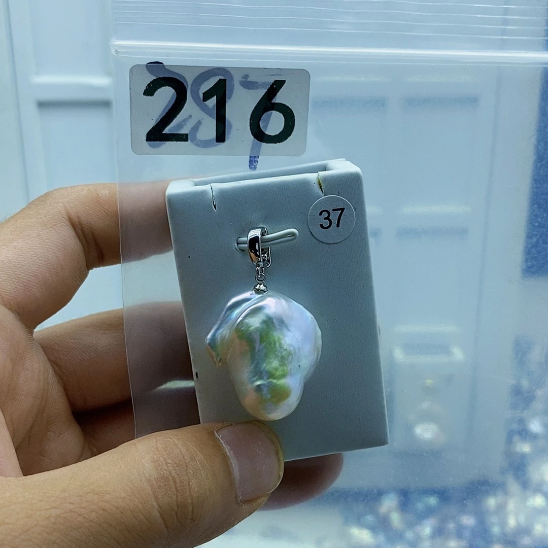 淡水珍珠合金颈饰