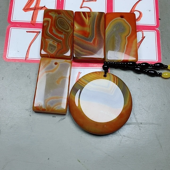 未镶嵌颈饰玛瑙/玉髓S***辰