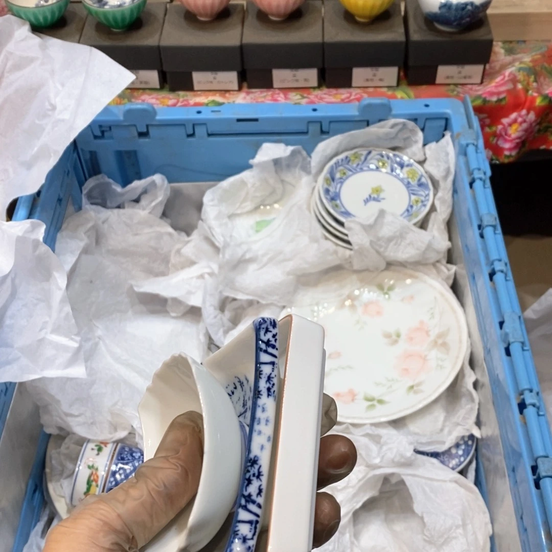 瓷片猫****?提高哈哈哈哈哈哈