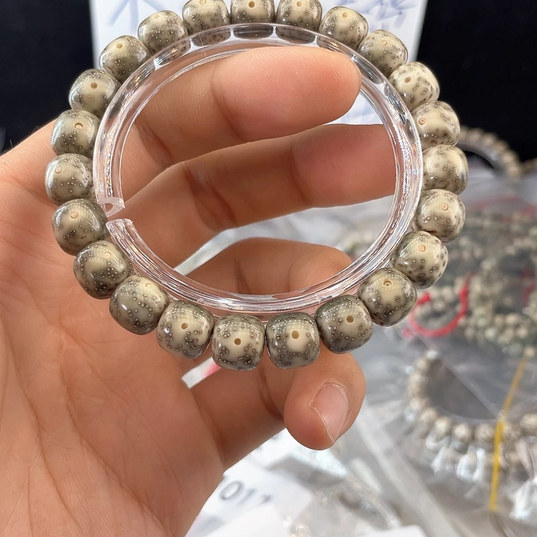 吊坠星月菩提671