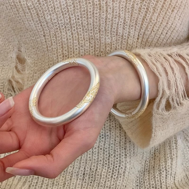 足银手镯 纯银999.9金花叶银手镯女款闭口实心银镯子情人节送女友