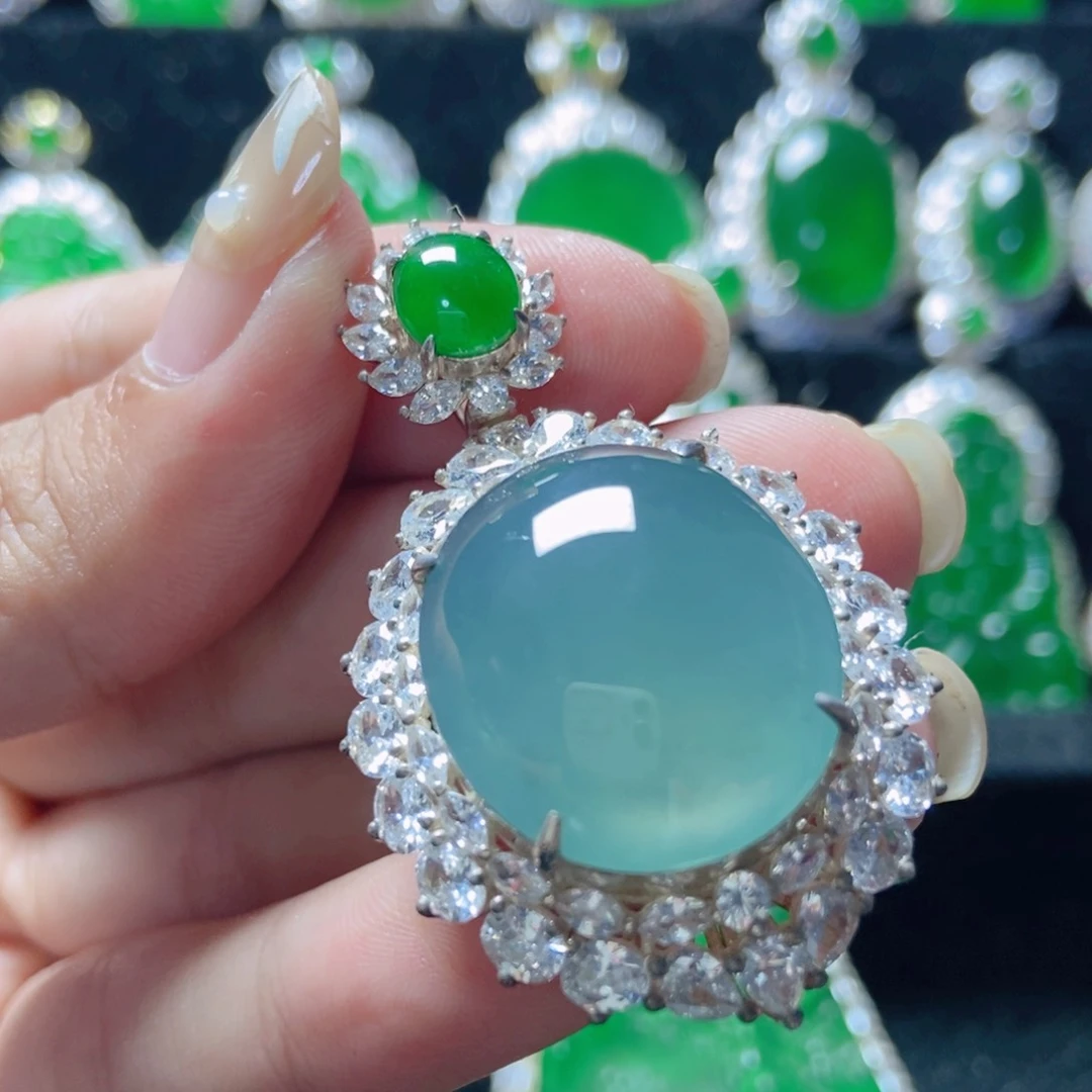 颈饰银S925镶嵌翡翠