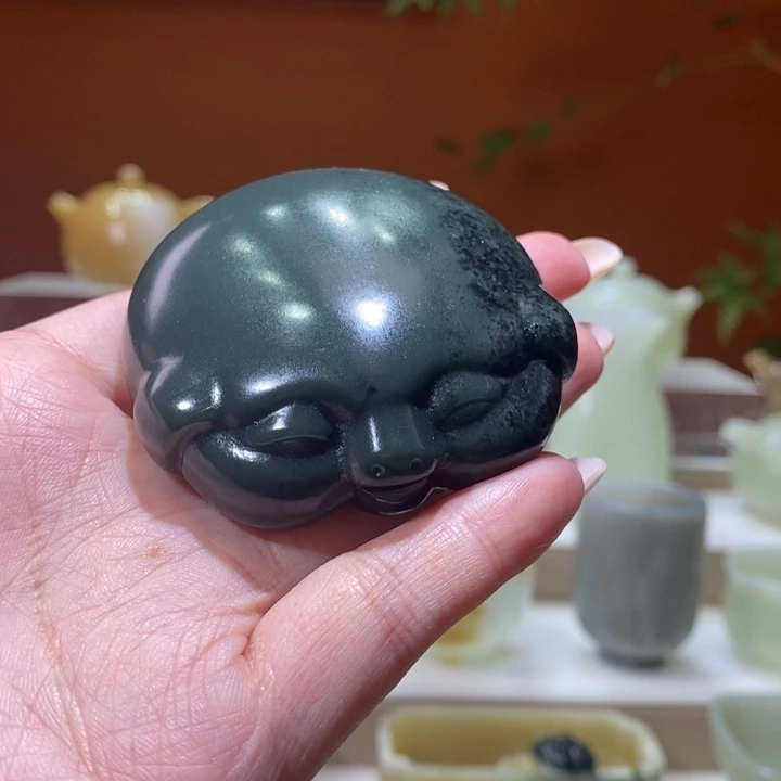 未镶嵌和田玉摆件青玉蓝调大福猪