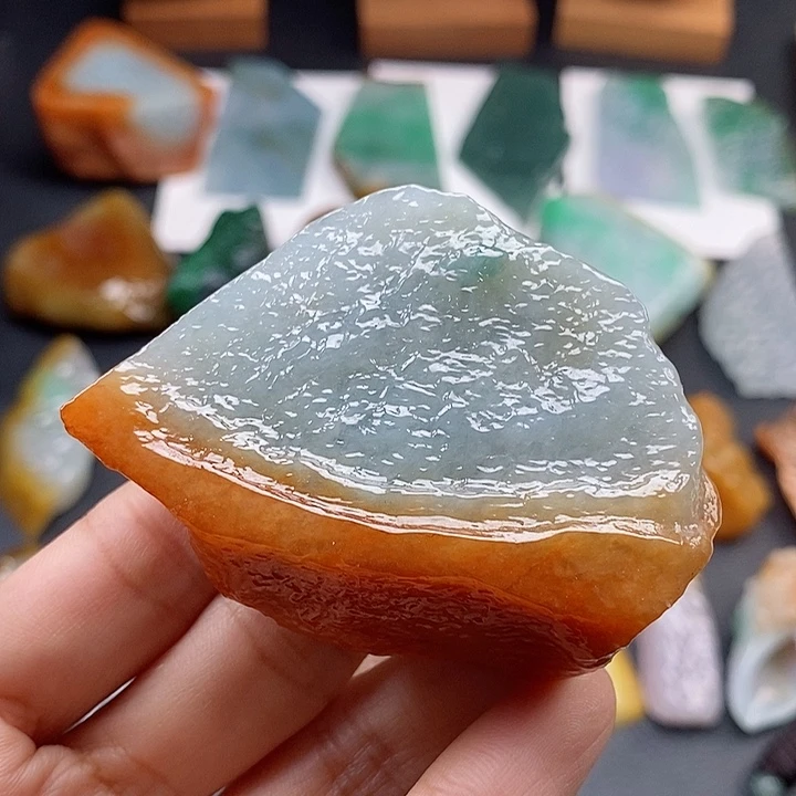 爱***财定制翡翠未镶嵌翡翠