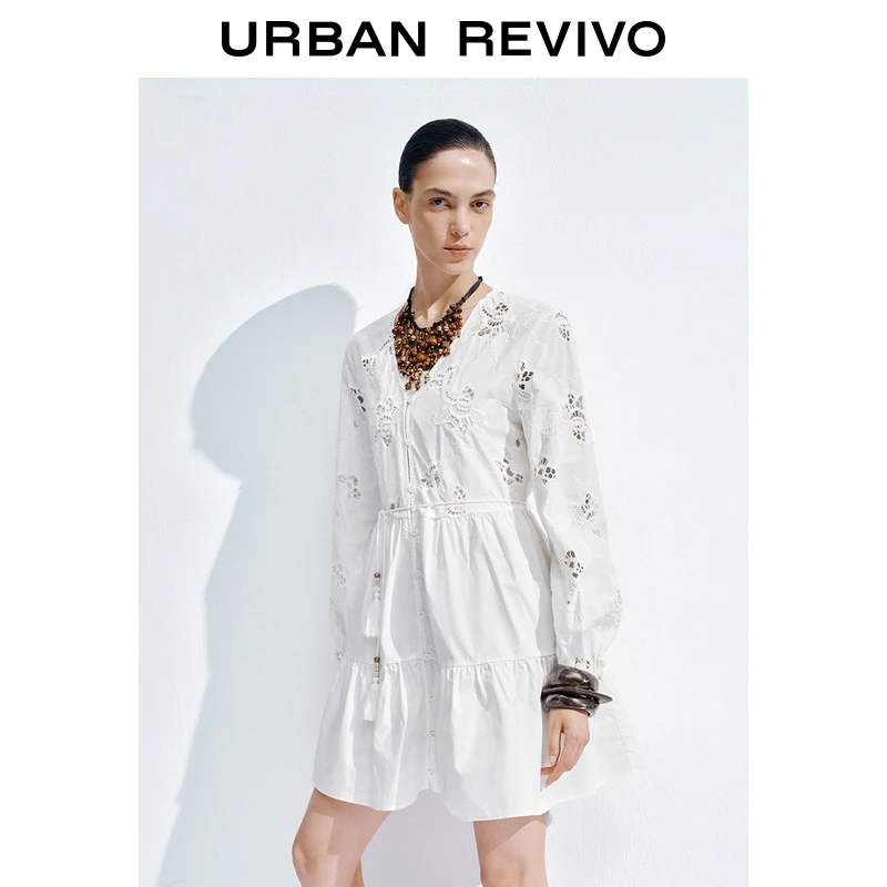 UR2025秋季新款女休闲镂空刺绣流苏串珠纽扣连衣裙UWH750123