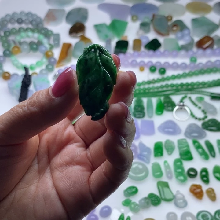 ****水翡翠未镶嵌挂件天然翡翠