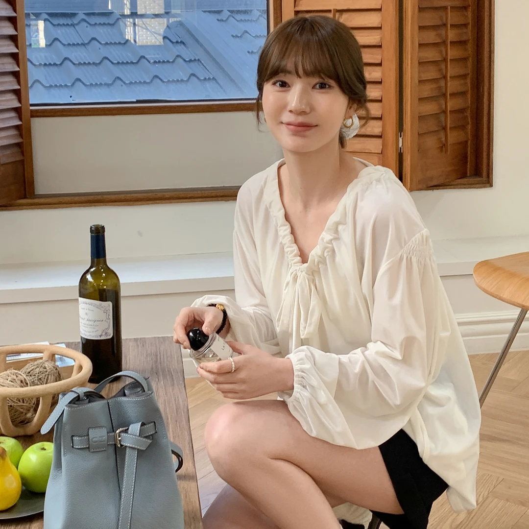 【现货】【奶油丝绒】FS501S259系带V领上衣