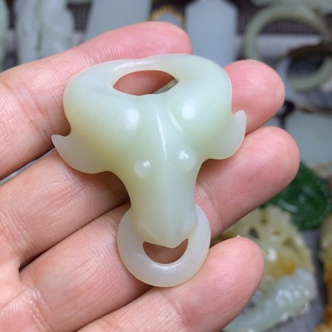 【闪购商品】和田玉（糖玉）颈饰未镶嵌