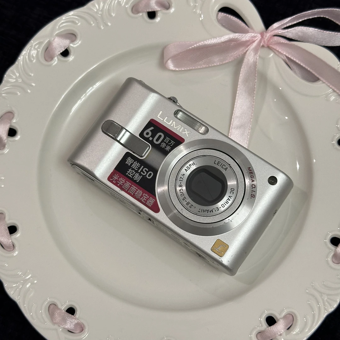 8新 Panasonic/松下 FX10中文600w像素3倍ccd相机学生氛围感