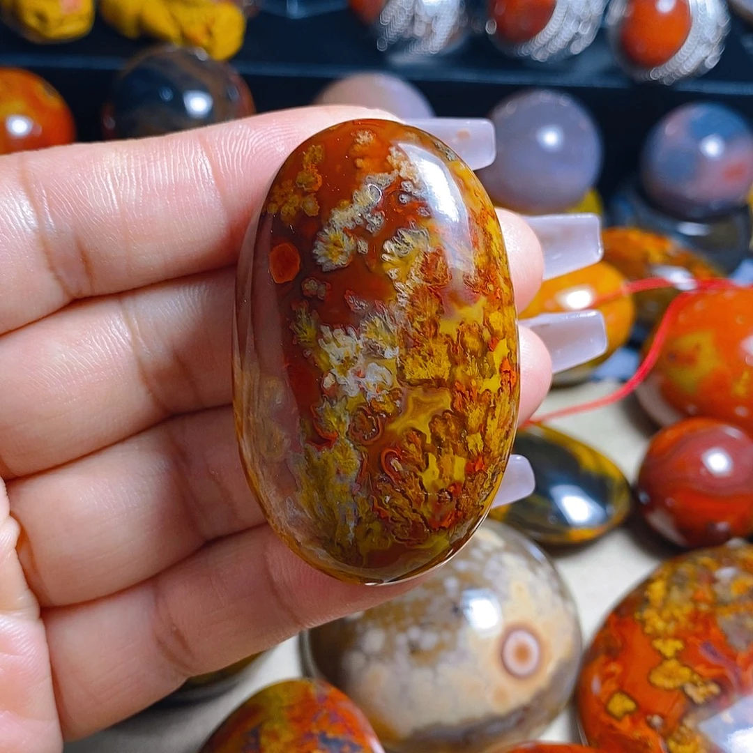 玛瑙/玉髓颈饰未镶嵌?***习