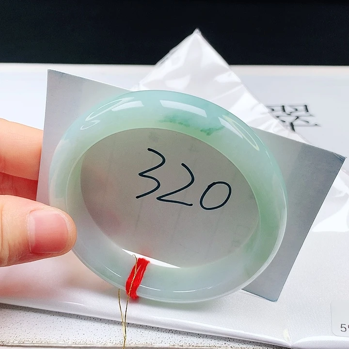 翡翠手镯未镶嵌59圈口