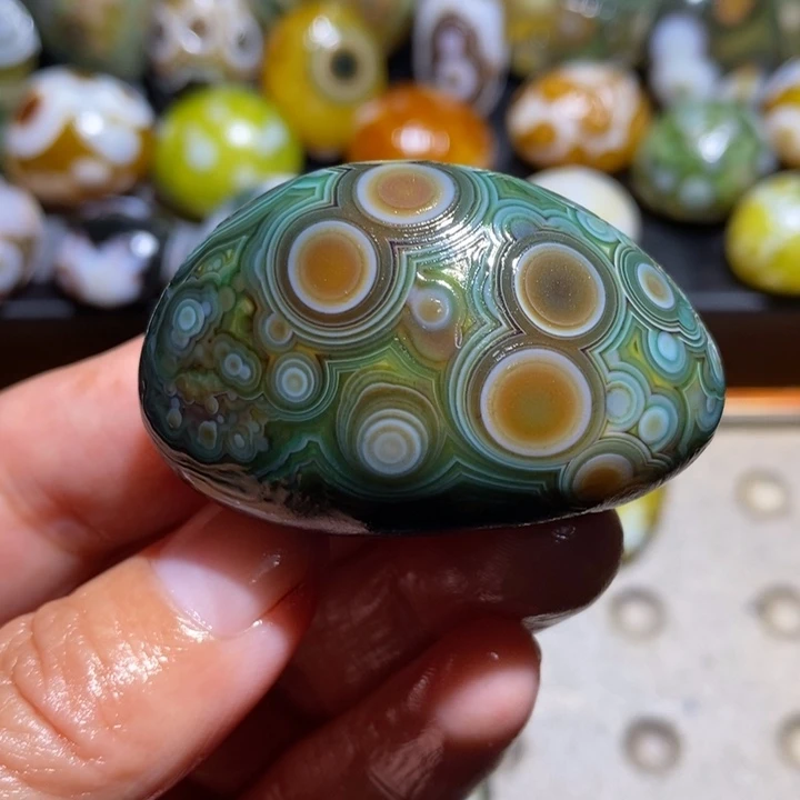 未镶嵌玛瑙/玉髓珠宝半成品41