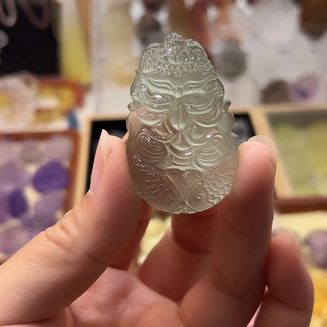 银S925镶嵌颈饰水晶吢*绿兔毛九尾