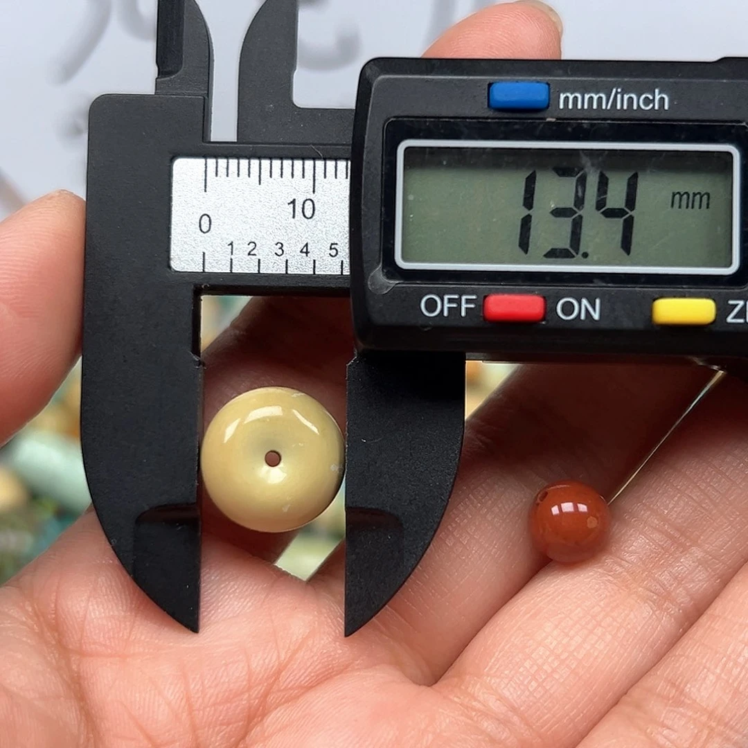 南红玛瑙未镶嵌颈饰