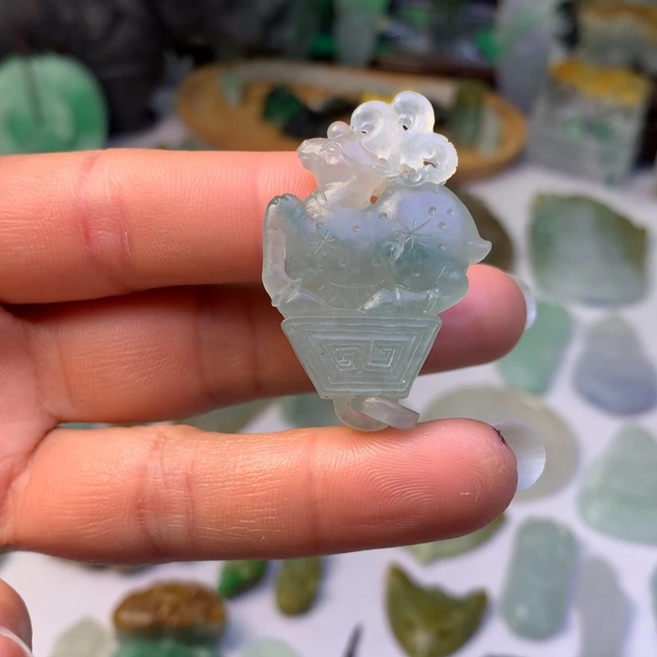 定制翡翠未镶嵌翡翠