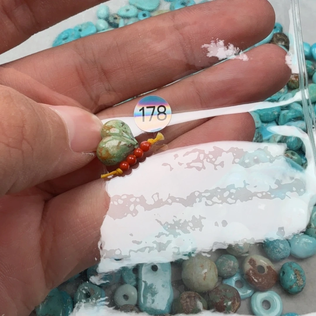 未镶嵌南红玛瑙珠宝奇石