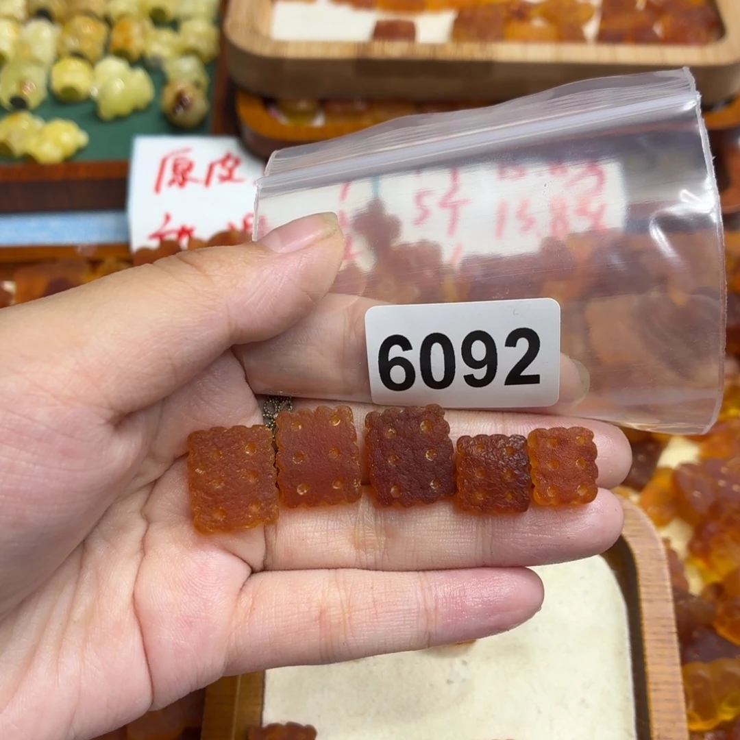 琥珀未镶嵌毛衣链