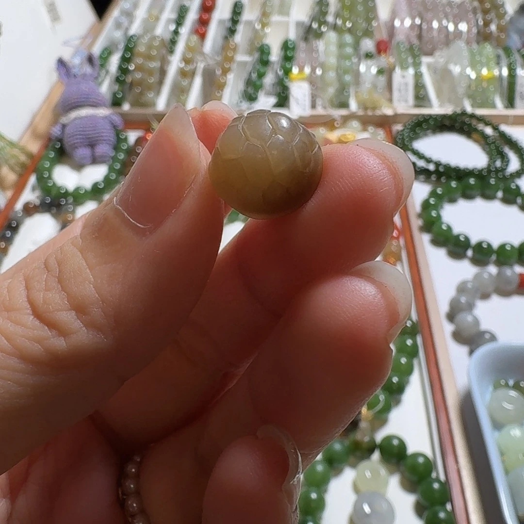 和田玉未镶嵌珠宝奇石