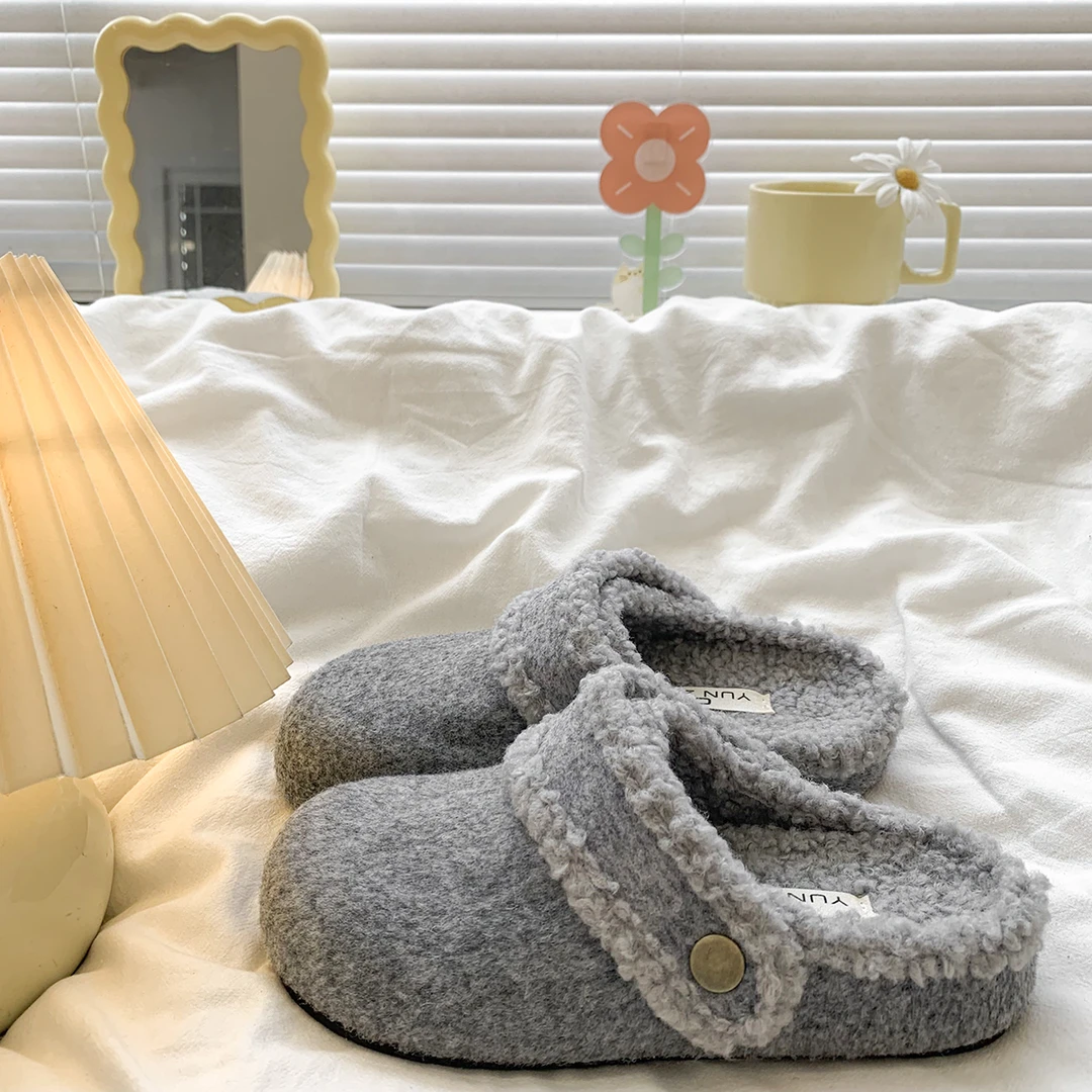 两穿灰色毛毡加绒勃肯鞋女2025冬季新款一脚蹬厚底毛毛包头半拖鞋